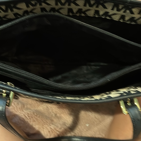 Michael Kors Black and Tan Tote Bag - Picture 3 of 7
